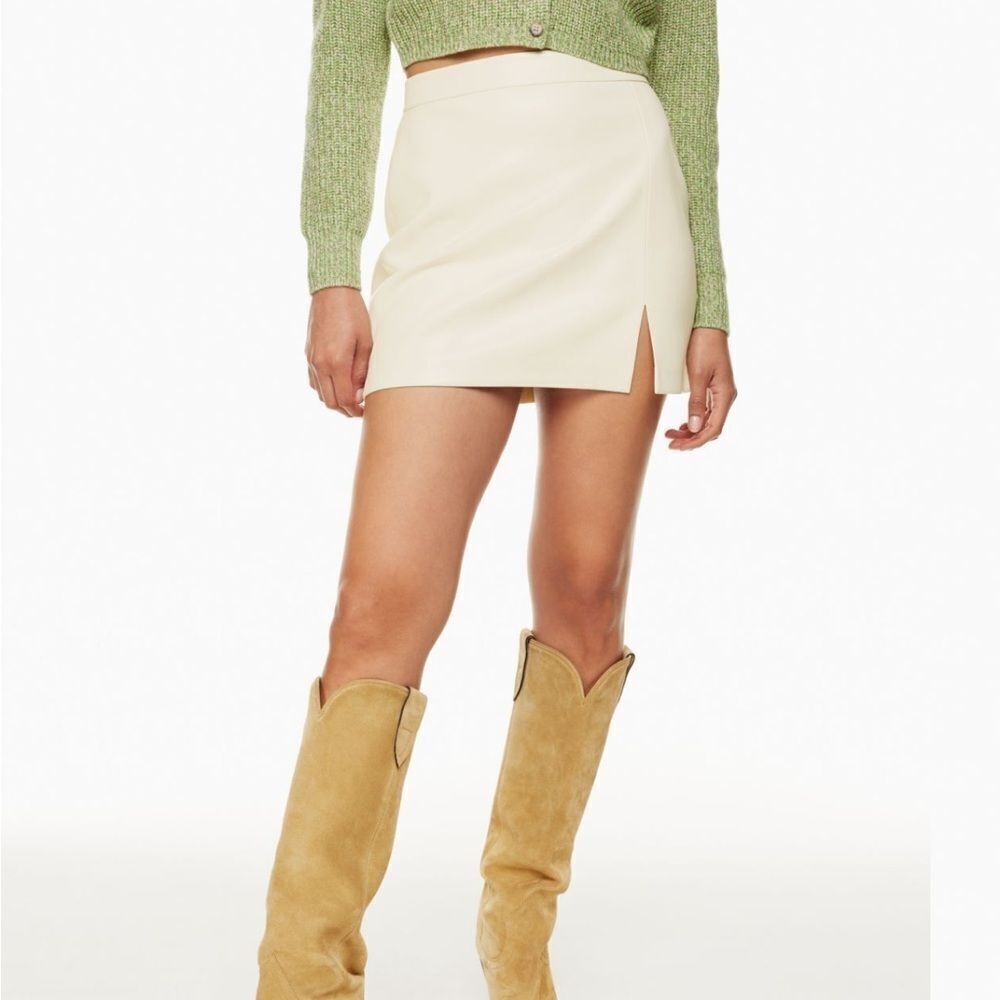 NWT Aritzia Wilfred Tempest / Patio Vegan Leather Mini Skirt in Birch